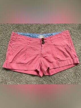Y2K timing low rise pink shorts grunge